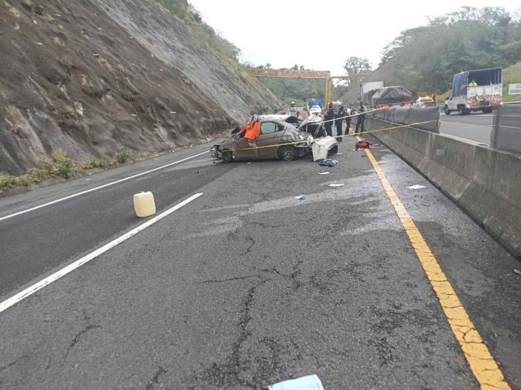 Trágico accidente en libramiento de Xalapa; conductor perdió el control del auto