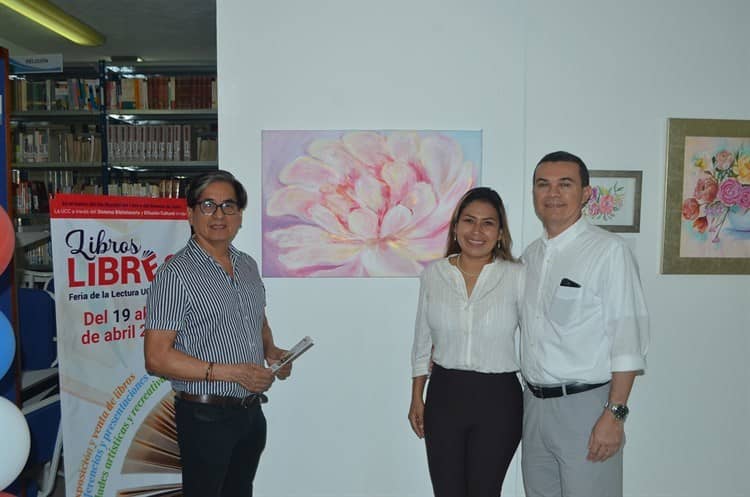 Alma Delia Parra inaugura exposición dentro de la UCC