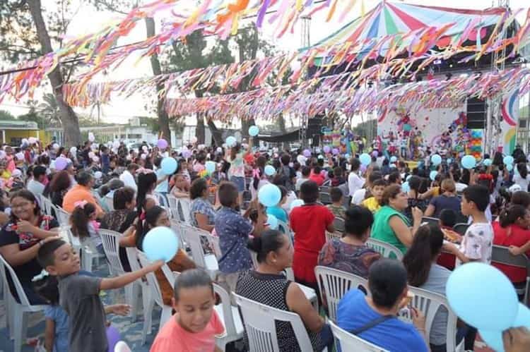 Celebran el Día del Niño en Antón Lizardo, Alvarado