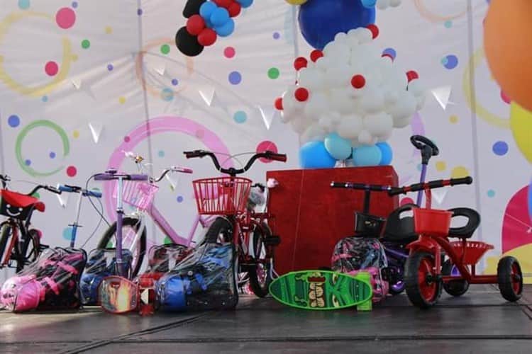 Celebran el Día del Niño en Antón Lizardo, Alvarado