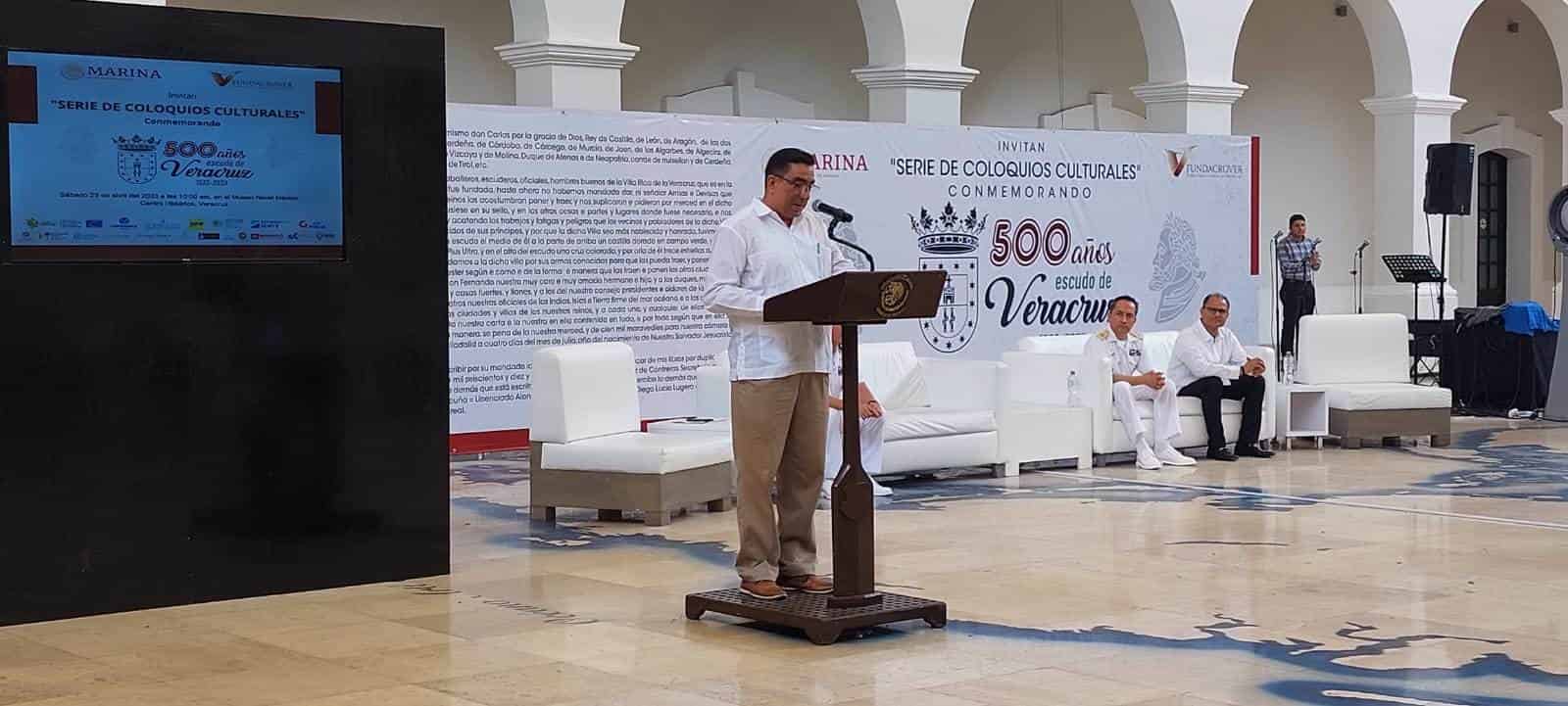 Inicia con éxito Serie de Coloquios Conmemorando los 500 años del Escudo de Veracruz (+Video)