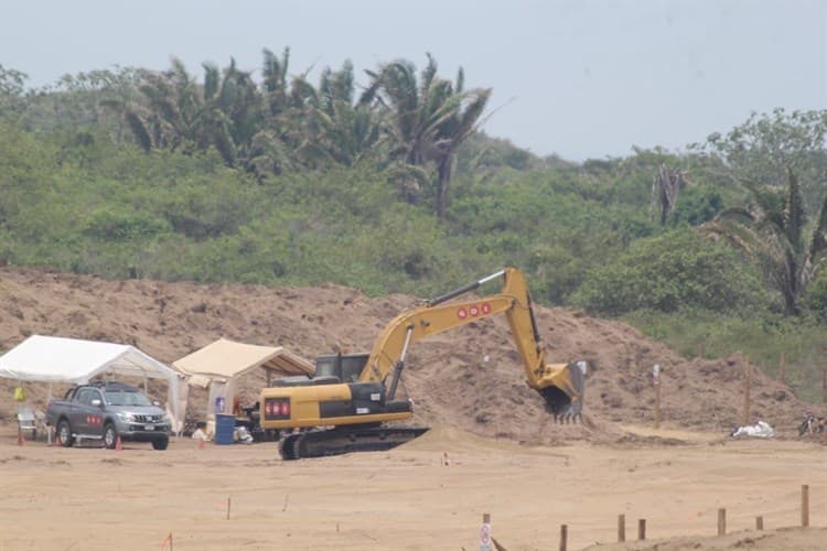 ¡Exigieron salarios dignos! Paran labores en construcción del Gasoducto Marino en Las Barrillas (+Video)