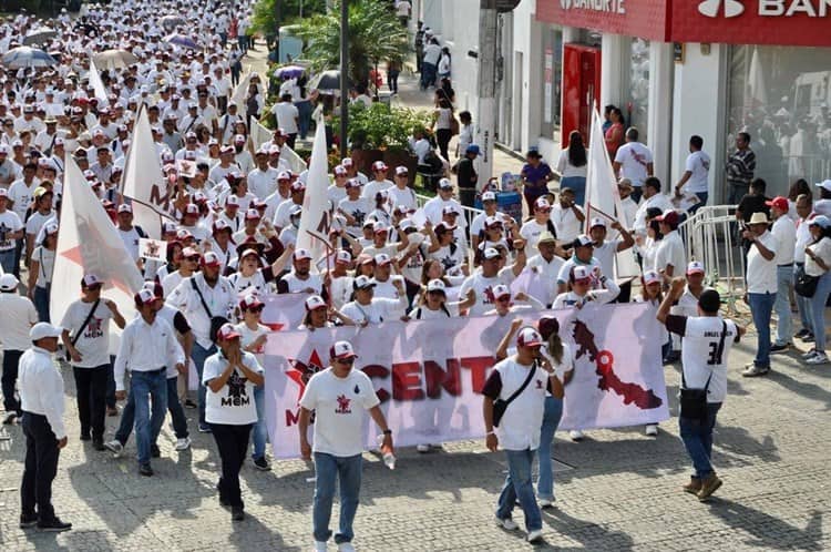 Zenyazen es respaldado por maestros por su trabajo al frente de la SEV