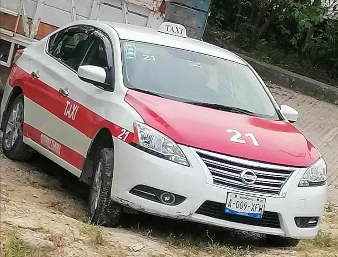 Hallan a taxista sin vida dentro de su unidad en Gutiérrez Zamora