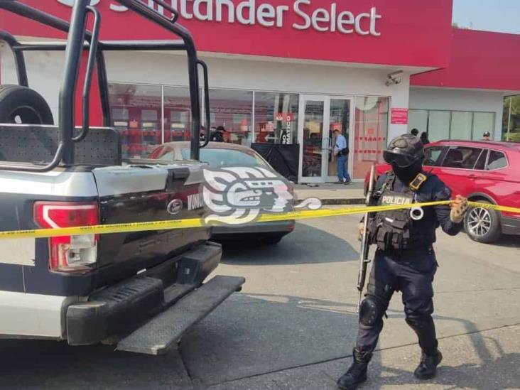 Asesinan a balazos a hombre en Córdoba; había retirado efectivo en cajero de una plaza