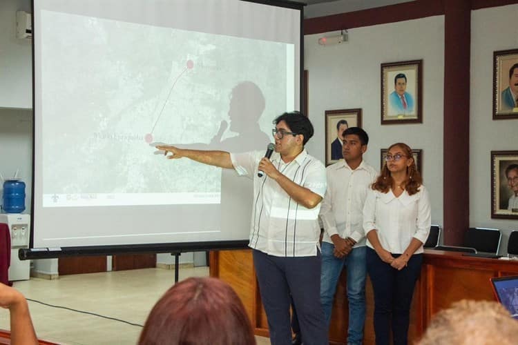 Universitarios presentan proyecto de imagen urbana en Poza RIca