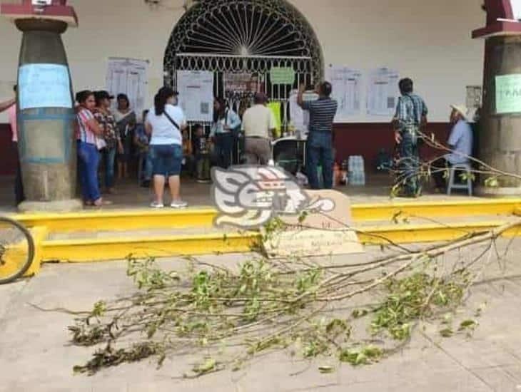 Toma del Palacio de Amatlán es investigado por FGE Veracruz