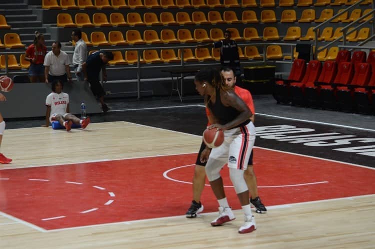 Destaca gobernador el regreso del basquetbol profesional a Veracruz