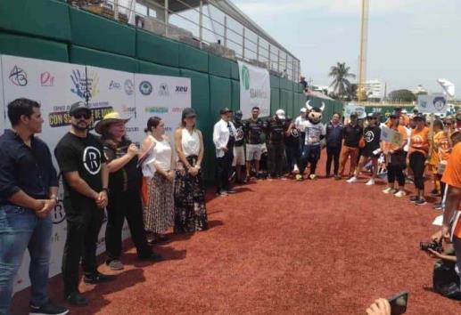 Realizan Champion Down League: Primer torneo Estatal de fútbol para personas Down en Veracruz (+Video)