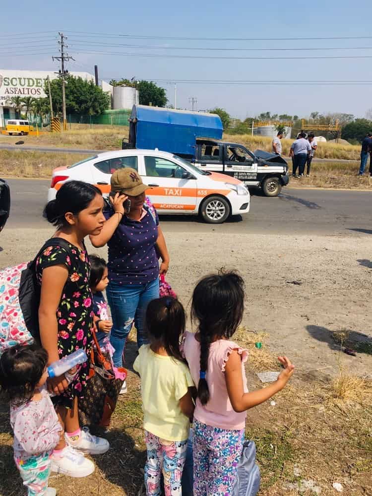 Brutal choque en la Sayula- Acayucan; hay 7 lesionados