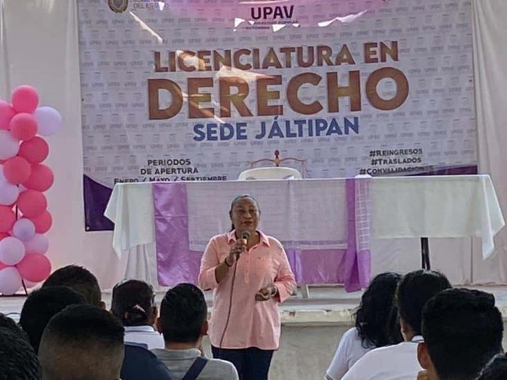 Inicia cuatrimestre en la UPAV de Jáltipan con taller de emociones