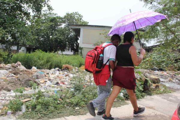 ¡Lamentable! De escuela a basurero; vecinos piden recuperar espacio en la Acosta Lagunes
