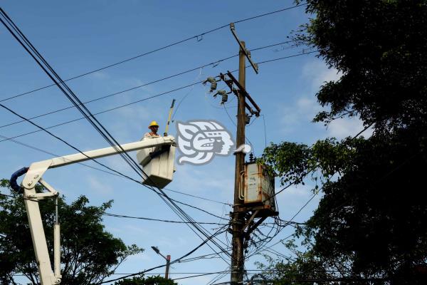 Claman por energía eléctrica en la colonia Guadalupe Victoria