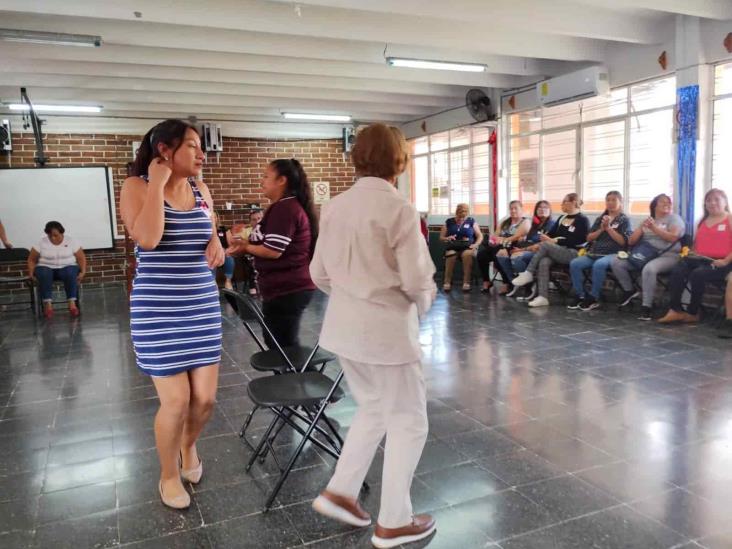 Celebran a madres especiales en CAM de Orizaba