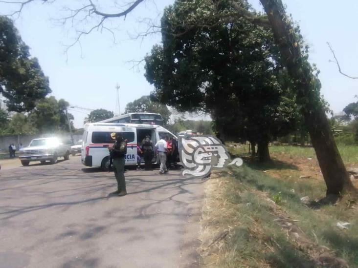 Zafarrancho y dos heridos tras accidente en la Córdoba-Veracruz