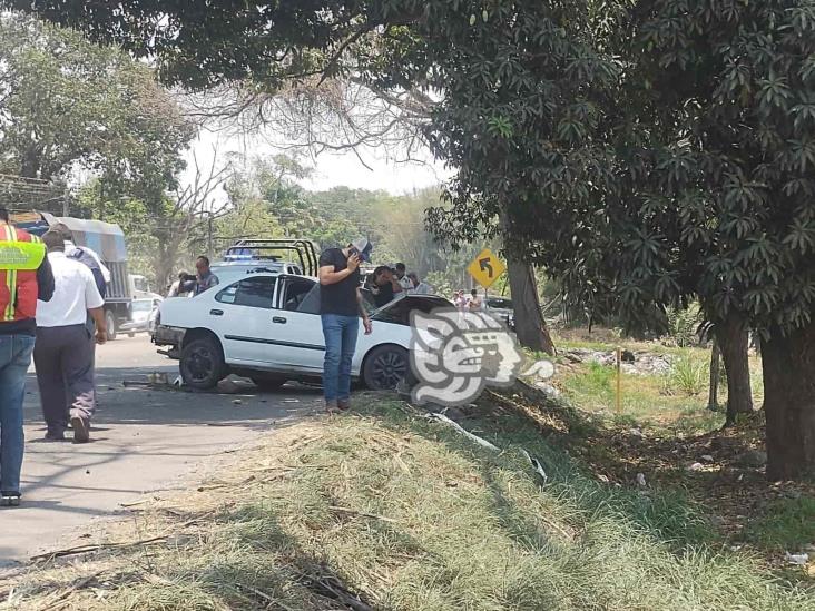 Zafarrancho y dos heridos tras accidente en la Córdoba-Veracruz