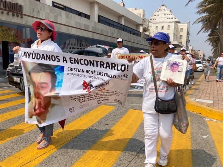 Hijo, escucha, tu madre está en la lucha; gritan madres de desaparecidos en Veracruz (+Video)