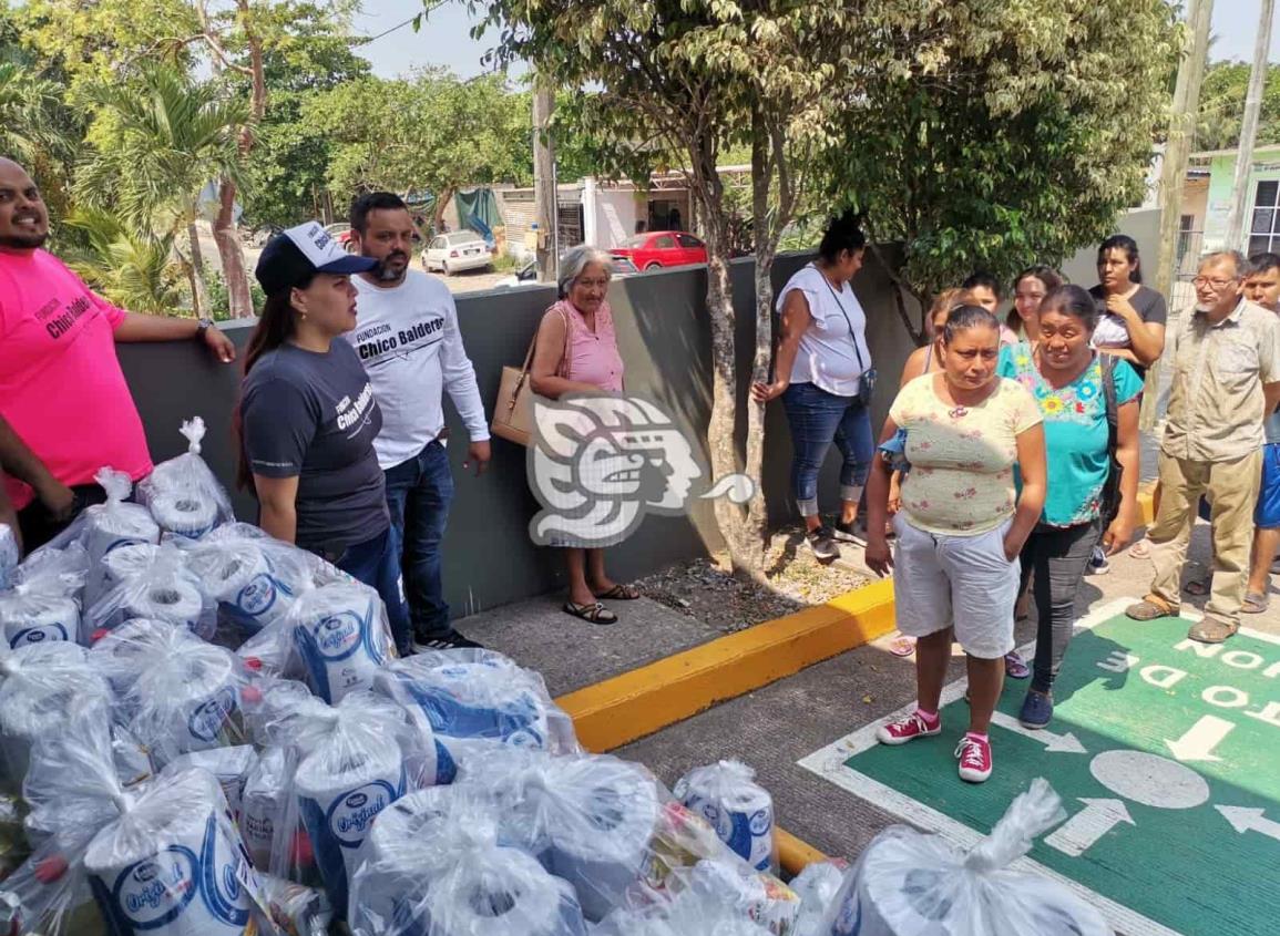 Benefician a cien familias con despensa en Nanchital; próximamente ayuda llegará a otros cinco municipios del sur