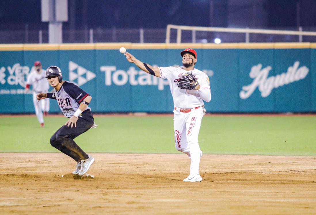 Vuela El Águila en el primero de la serie en casa