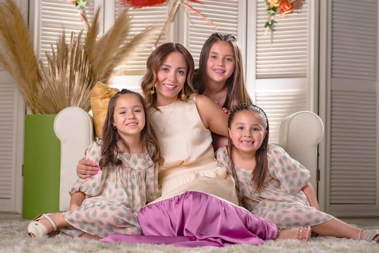 Damas de nuestra sociedad fueron festejadas por el Día de las Madres