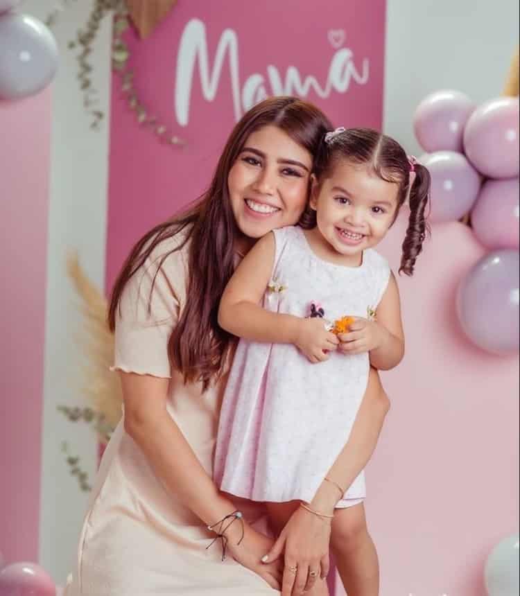 Damas de nuestra sociedad fueron festejadas por el Día de las Madres