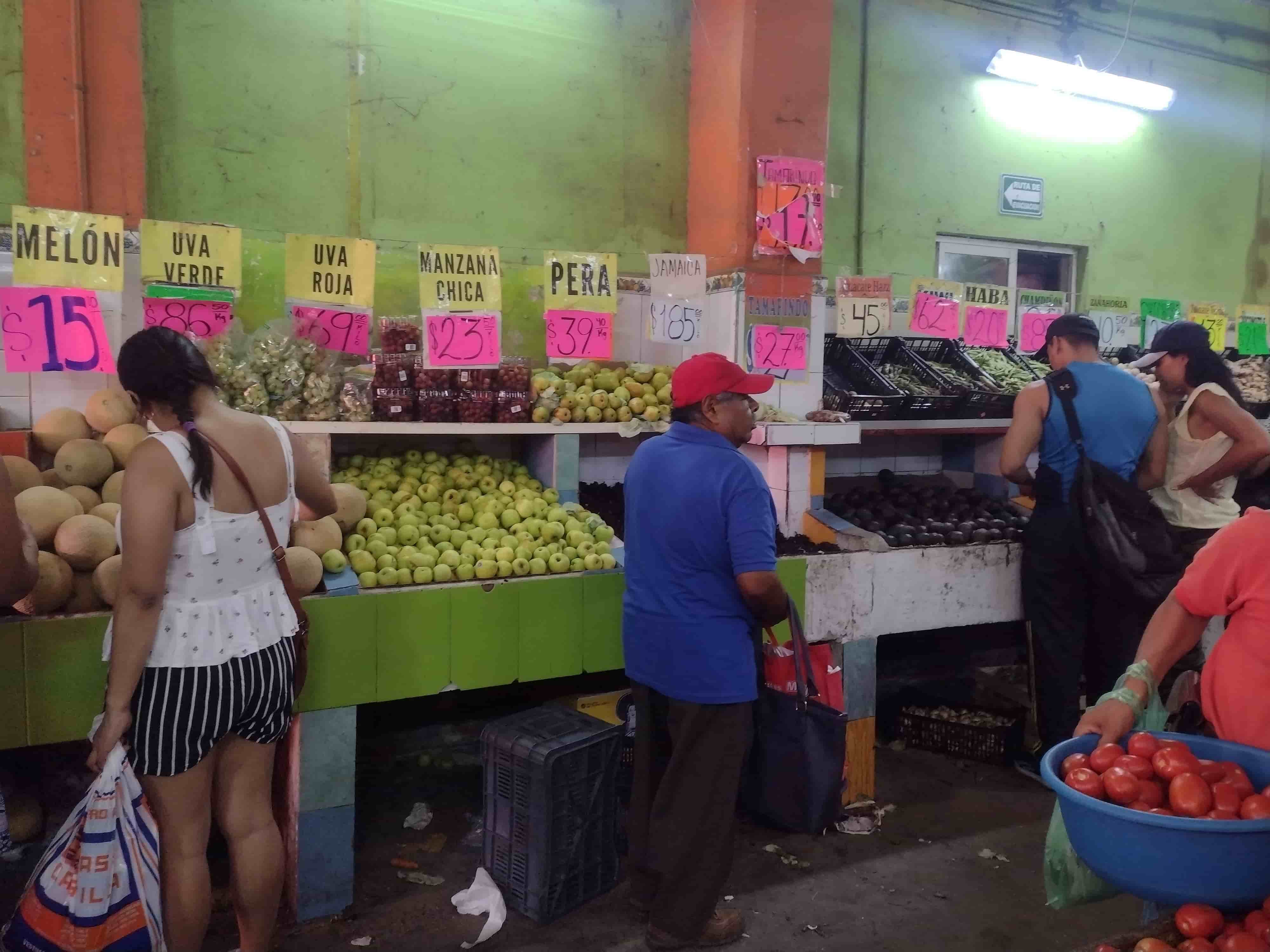 Frutas y verduras mantienen precios estables en Veracruz