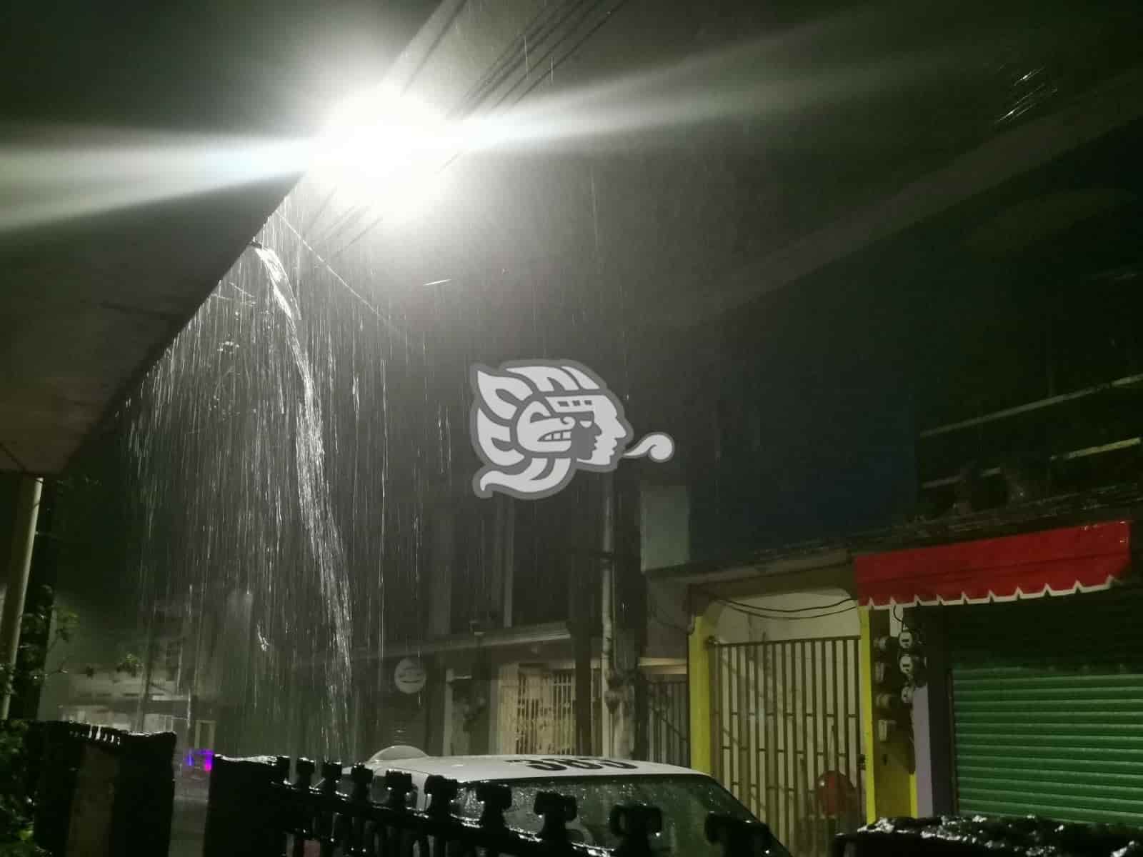 Cae granizo en el sur de Veracruz