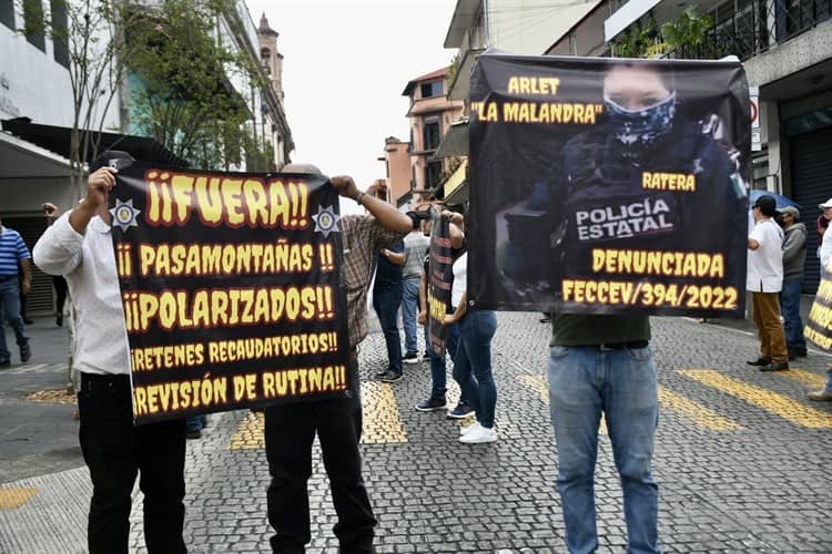 Protestan en Xalapa contra elementos de la SSP por violencia y abuso de autoridad