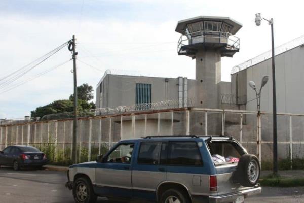 Riña en Santa Martha Acatitla deja tres muertos; destituyen a directivos