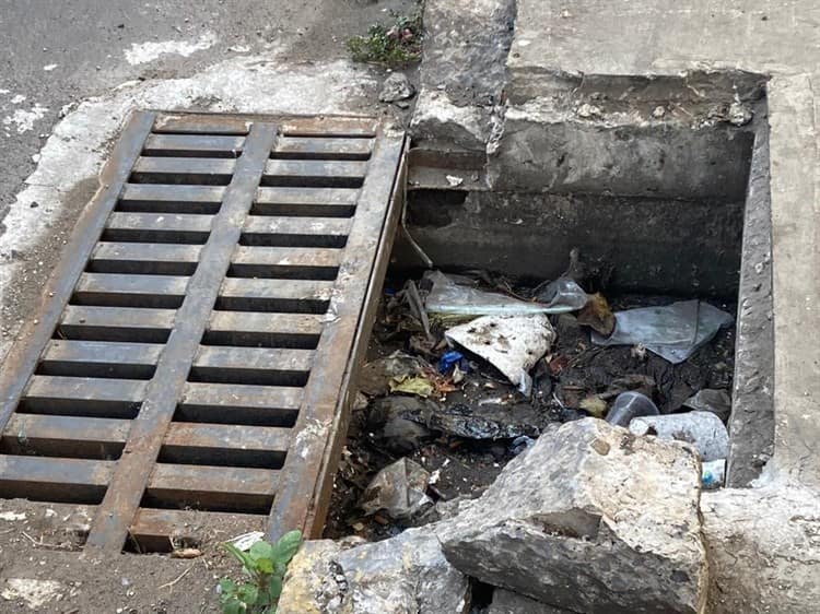 Alertan por “trampa mortal” a un costado del puente Allende, en Veracruz