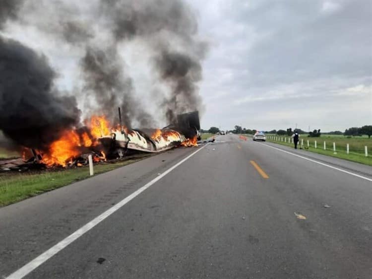 Sube a 21 veracruzanos muertos en accidente en Tamaulipas