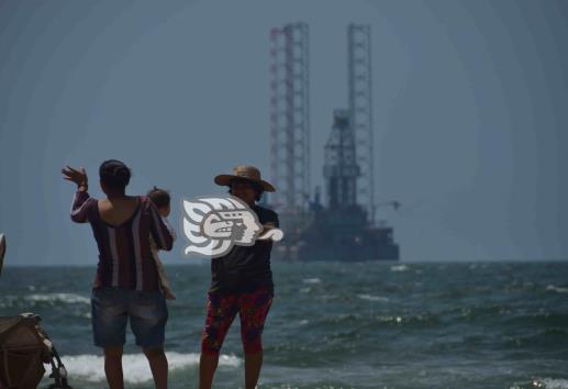 Petronas y Repsol, a la caza de gran yacimiento petrolero frente a Coatzacoalcos