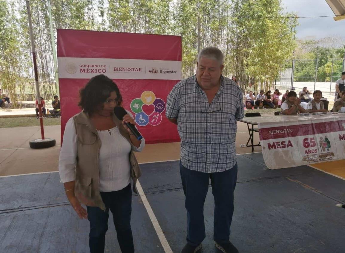 Manuel Huerta llama “farsantes” a políticos que quieren ganarse al pueblo con eventos masivos