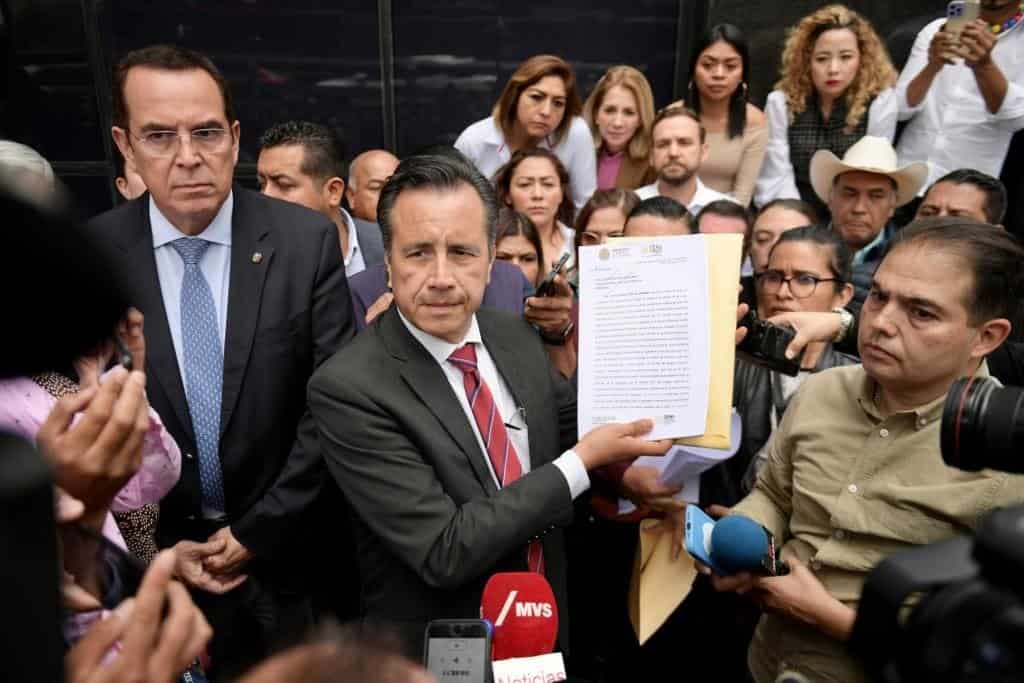 Cuitláhuac García denuncia formalmente a jueces federales; acusa corrupción