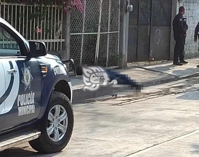 ¡Le disparan a quemarropa! Ejecutan a hombre en Cuitláhuac