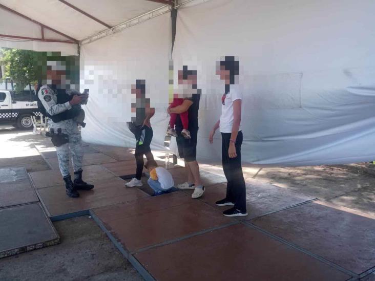 Resguardan a 49 migrantes en municipios de Orizaba y Cuitláhuac