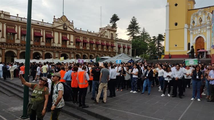 Por sismo de 6.2 en Chiapas, evacúan a trabajadores en Xalapa