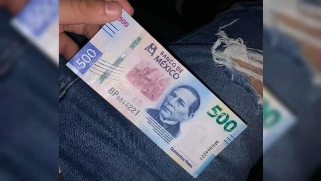 Alertan a comerciantes por presunta banda de billetes falsos en Misantla