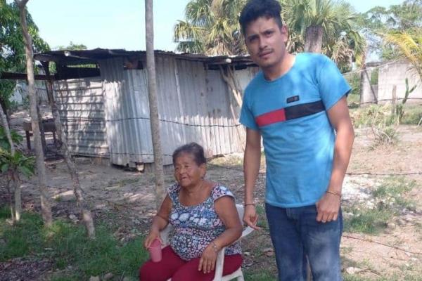Hallan a mujer reportada como extraviada en Tierra Blanca; padece Alzheimer
