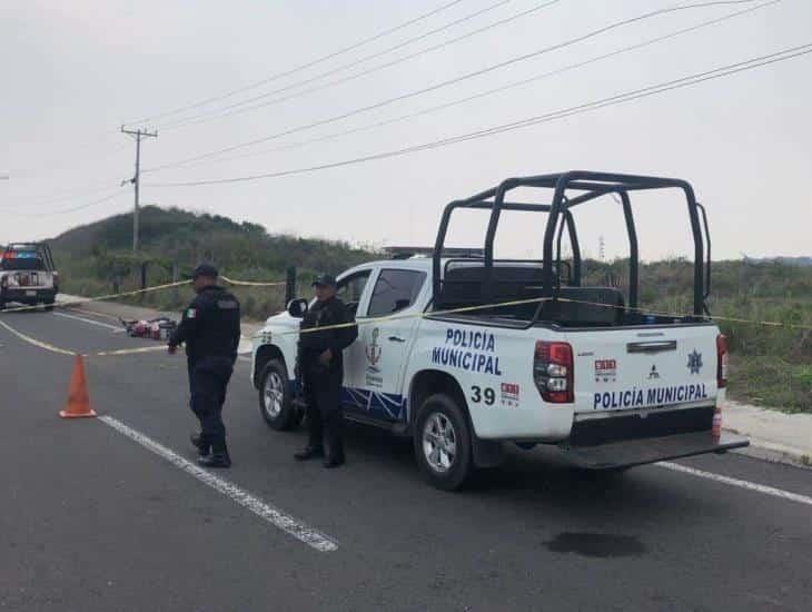 ¡Se le desabrochó el casco!, fallece motociclista en la carretera en Boca del Río (+Video)