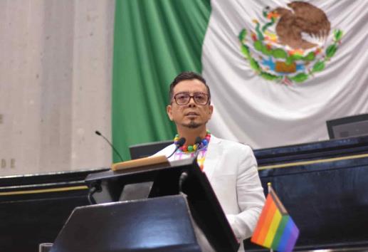 Se pronuncia diputade por continuar lucha contra la homofobia