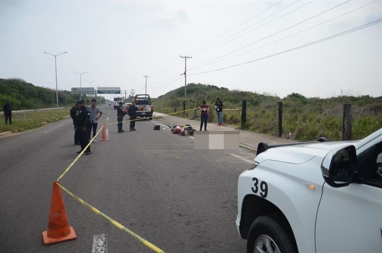 Repartidor de pollos fallece tras derrapar en Alvarado (+Video)