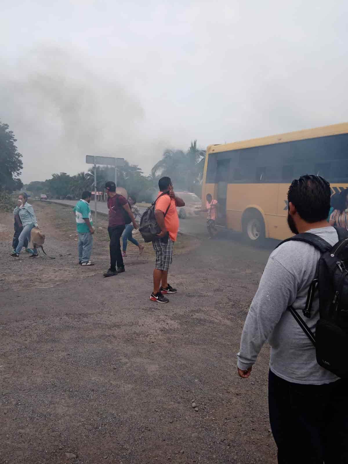 Se registra conato de incendio en camión de la ruta Tlalixcoyan; se dirigía a Veracruz