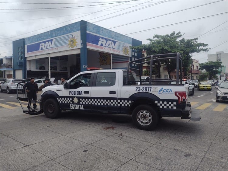 Patrulla choca con automóvil en la colonia Ricardo Flores Magón(+Video)