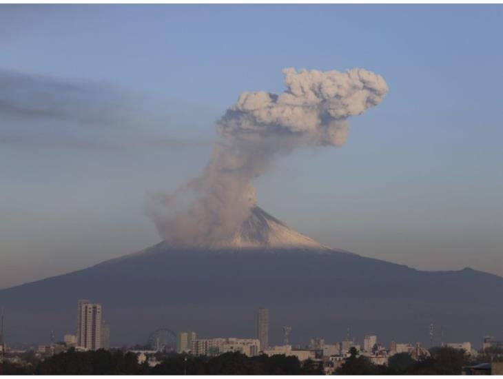 Embajada de EU en México emite alerta por volcán Popocatépetl