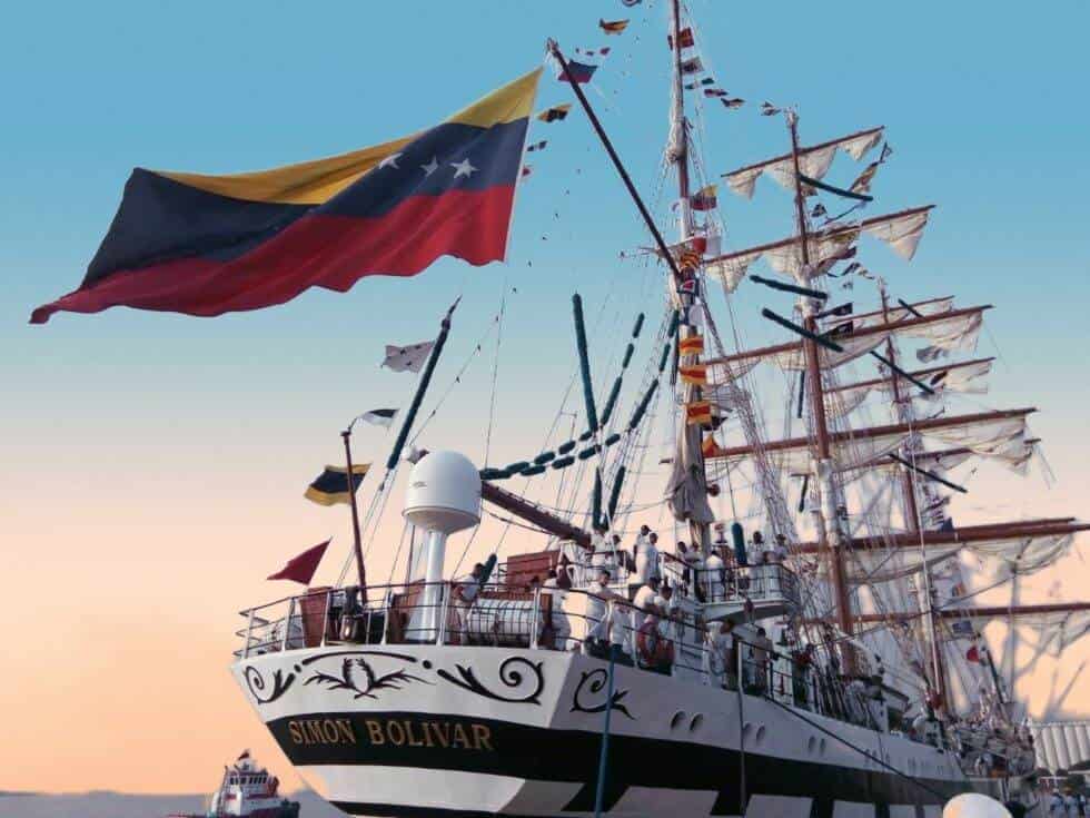 Alistan visita del buque Simón Bolívar de Venezuela al puerto de Veracruz esta semana