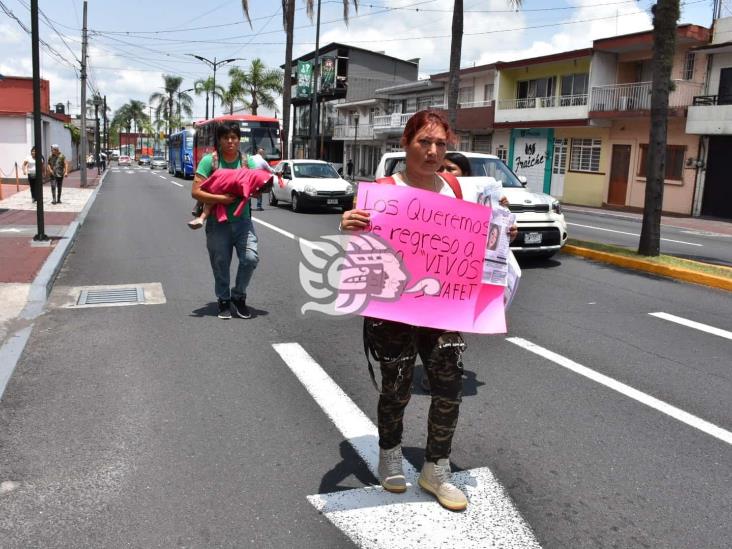 Con marcha exigen agilizar búsqueda de Ashley y Jafhet, desaparecidos en Ixtaczoquitlán (+Video)