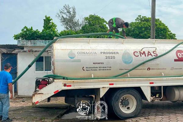 Implementa CMAS operativo de pipas en Coatzacoalcos