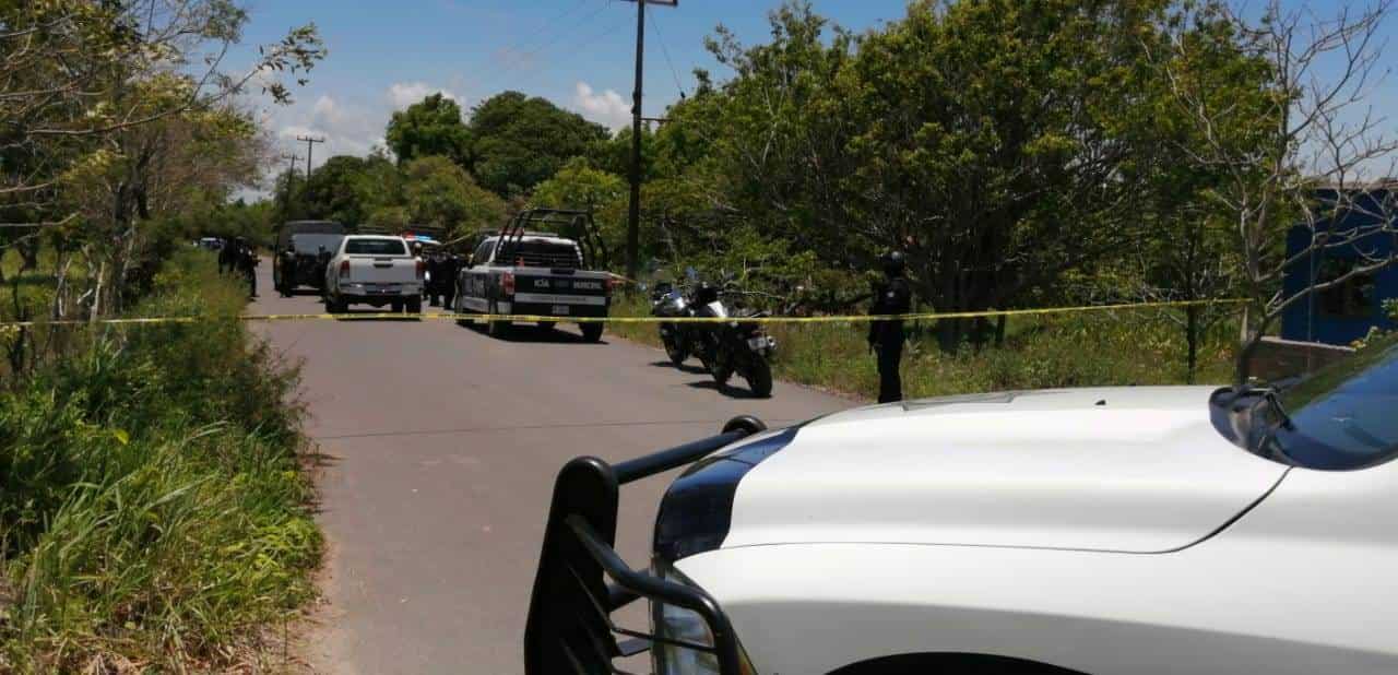 Arrojan cuerpo en barranco de Estero del Pantano, en el sur de Veracruz