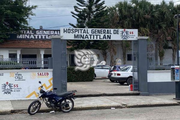 Tras perder a su bebé de 7 meses, mujer continúa sin recibir atención en Hospital General de Minatitlán